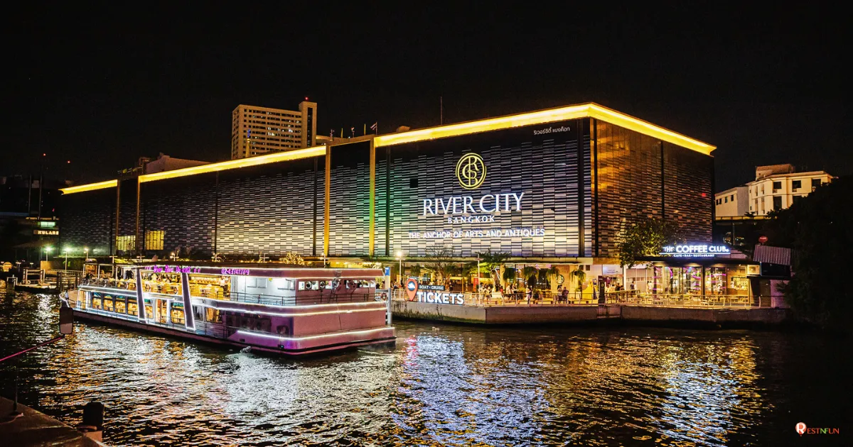 ท่าเรือริเวอร์ซิตี้ เดินทางสะดวกและมีที่จอดรถด้วย